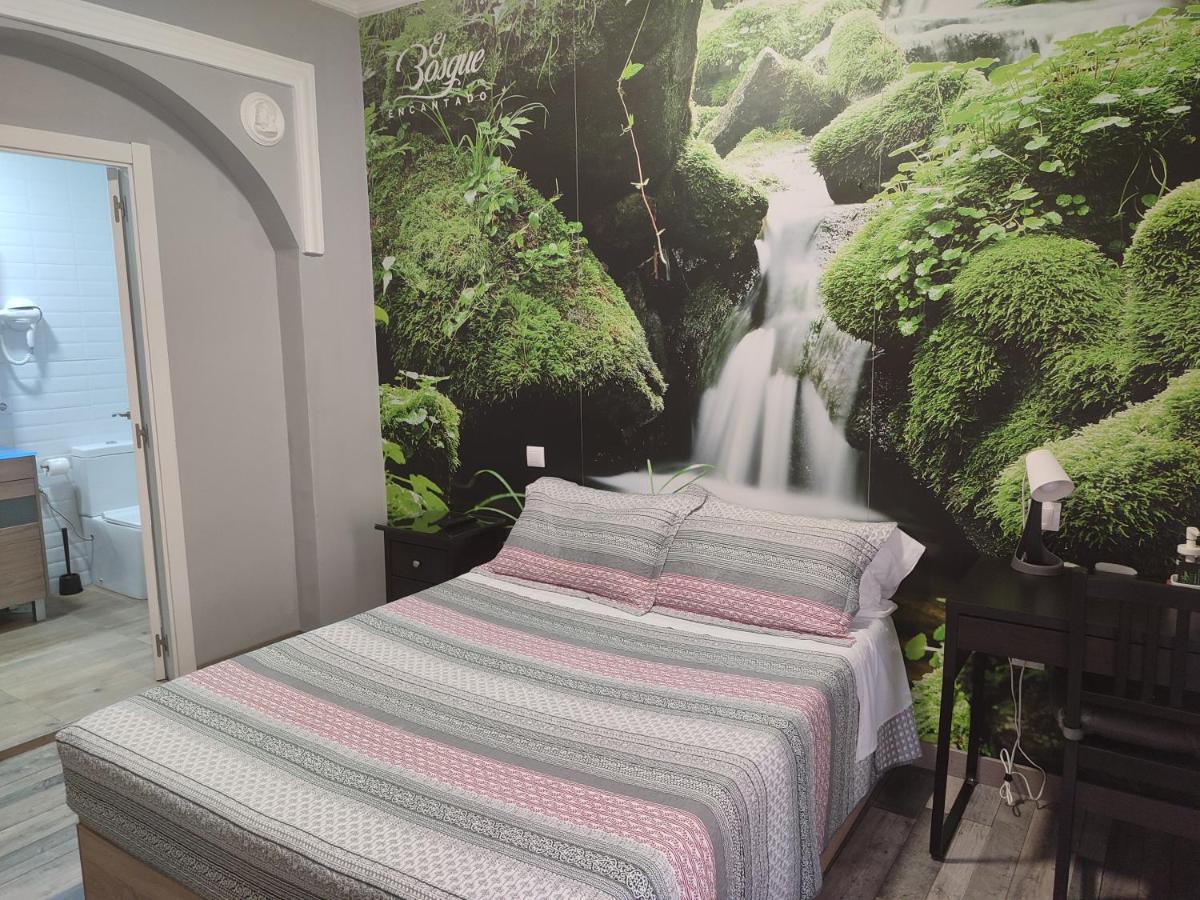 Hostal El Bosque Encantado Toledo Bagian luar foto